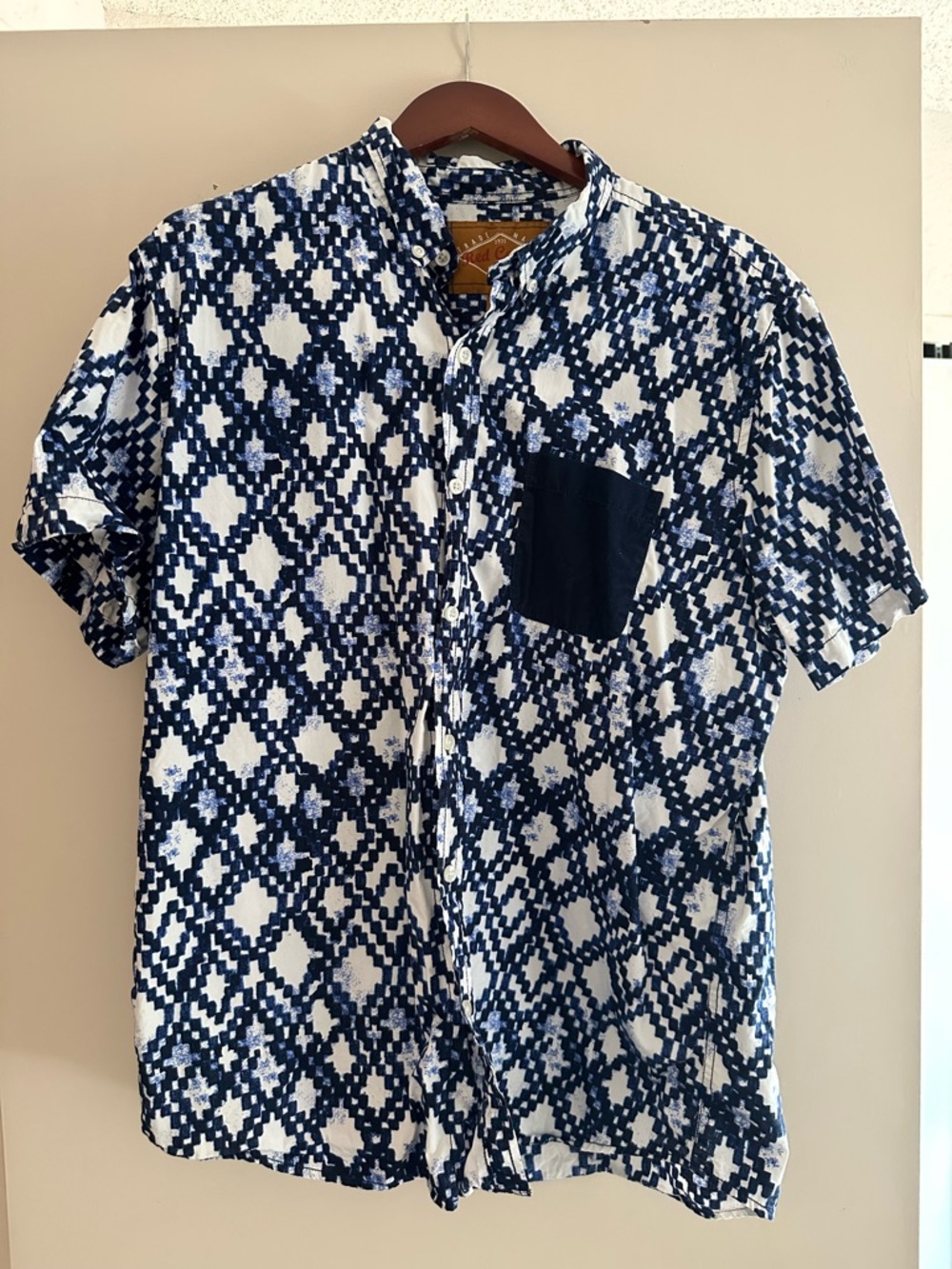 100% Cotton Navy & White Short-Sleeve Southwest Patterned Button-Up Shirt